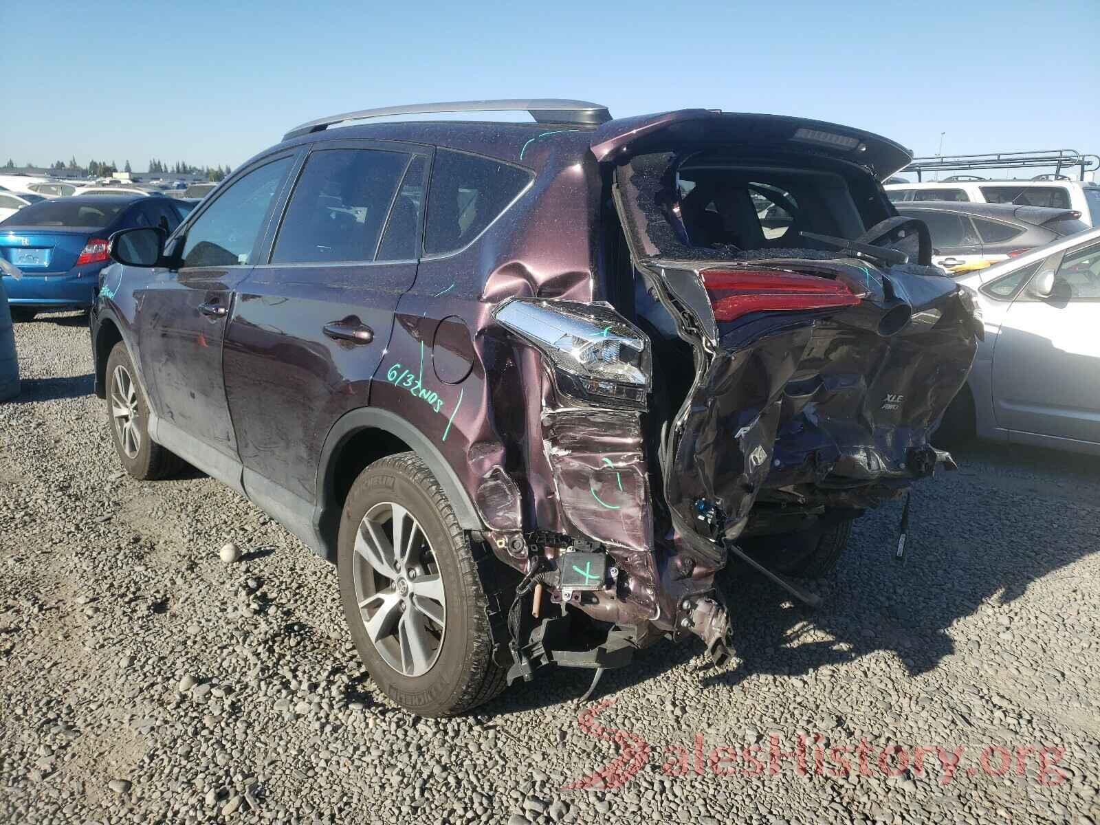 2T3RFREV4JW773064 2018 TOYOTA RAV4