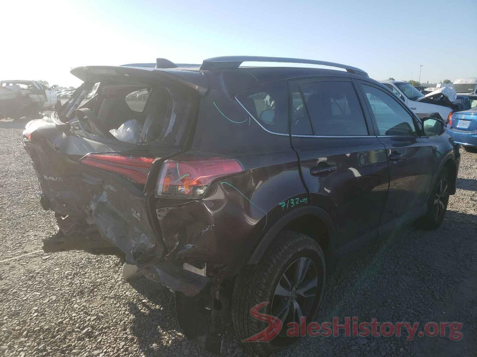 2T3RFREV4JW773064 2018 TOYOTA RAV4