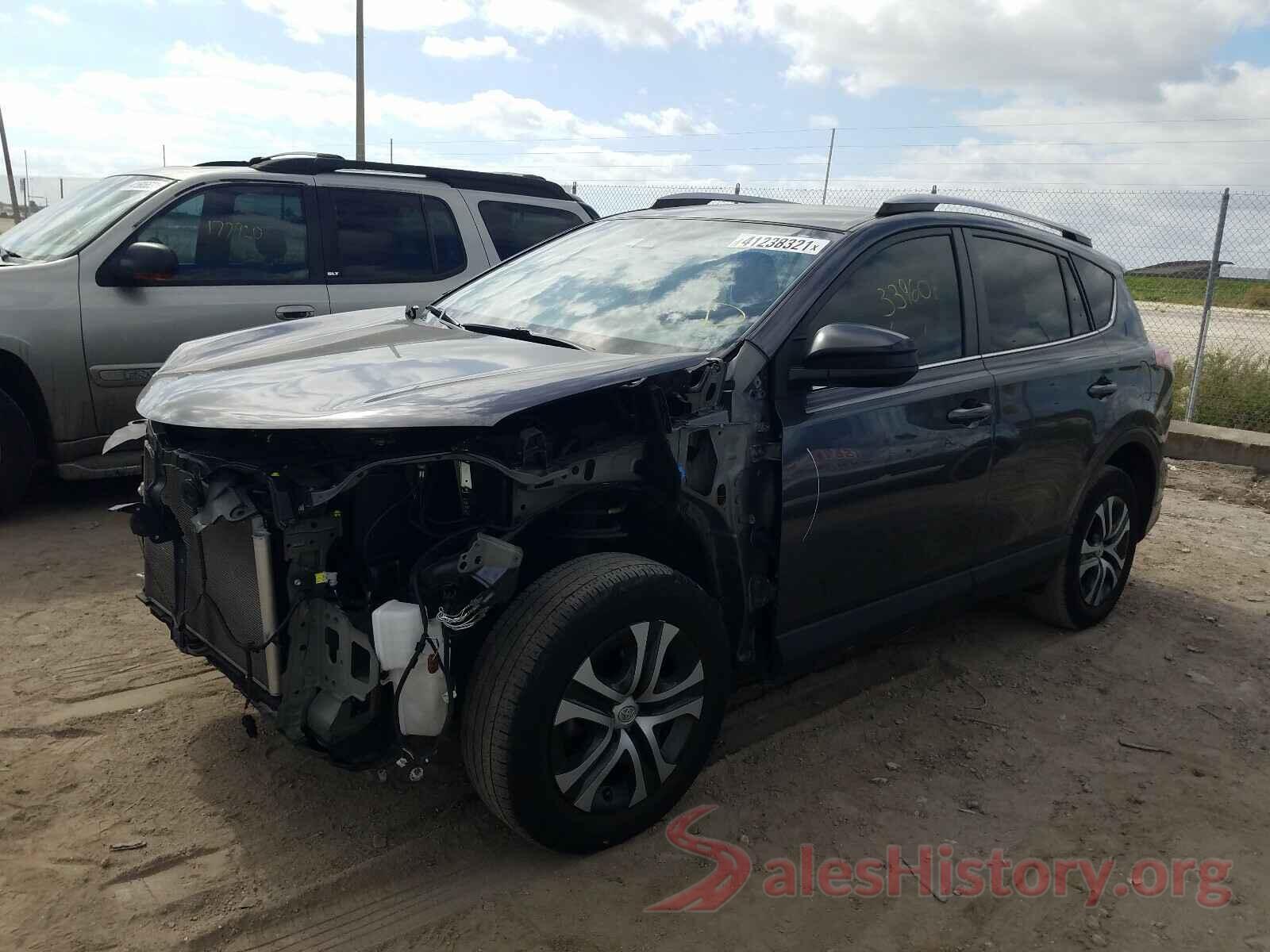 JTMZFREV0JJ733062 2018 TOYOTA RAV4