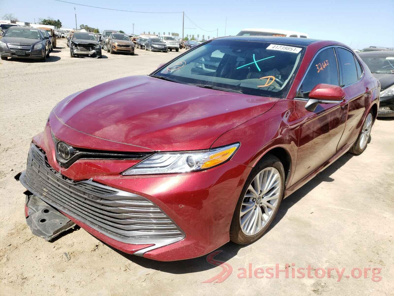 4T1B11HK3JU599404 2018 TOYOTA CAMRY