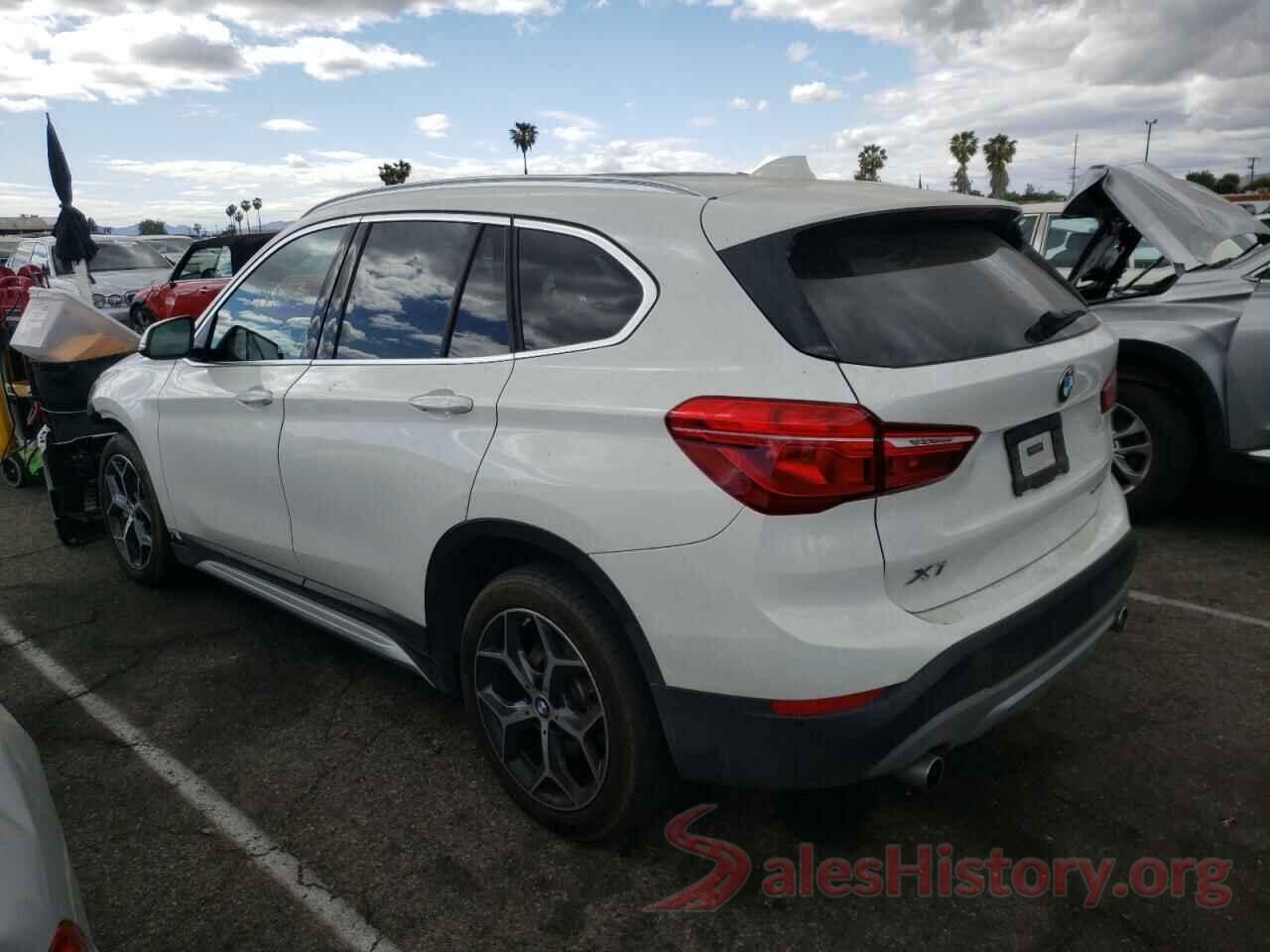 WBXHU7C30J5L06810 2018 BMW X1