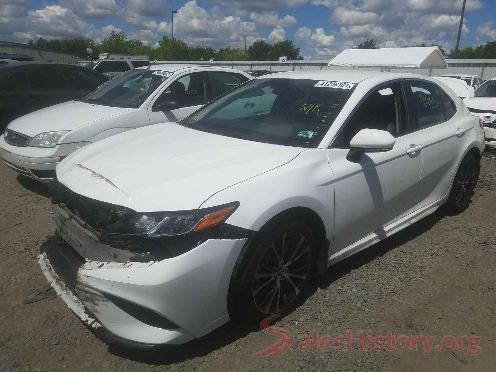 4T1B11HK8JU630307 2018 TOYOTA CAMRY