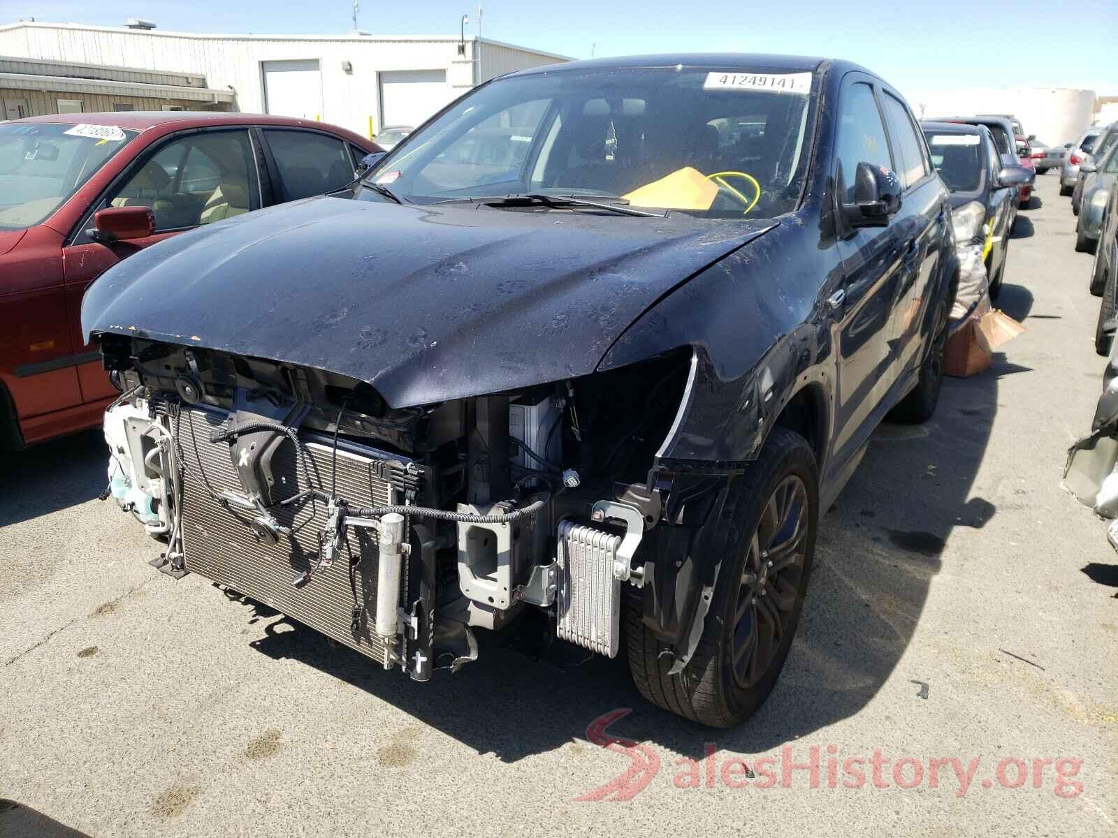 JA4AP3AU8JU005986 2018 MITSUBISHI OUTLANDER