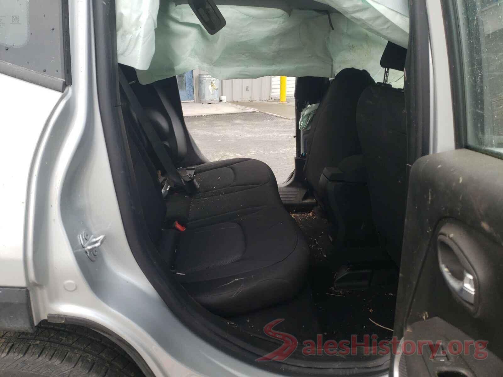 ZACNJBABXKPJ75610 2019 JEEP RENEGADE