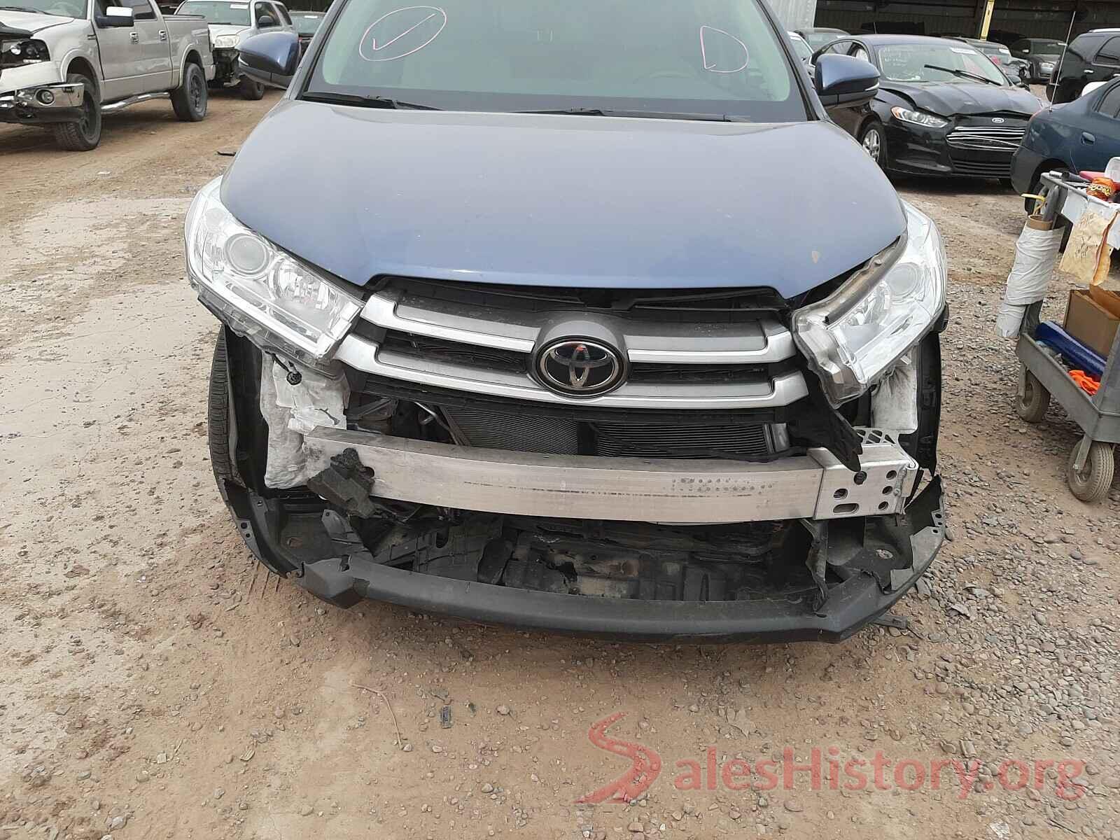 5TDZZRFH7KS349641 2019 TOYOTA HIGHLANDER