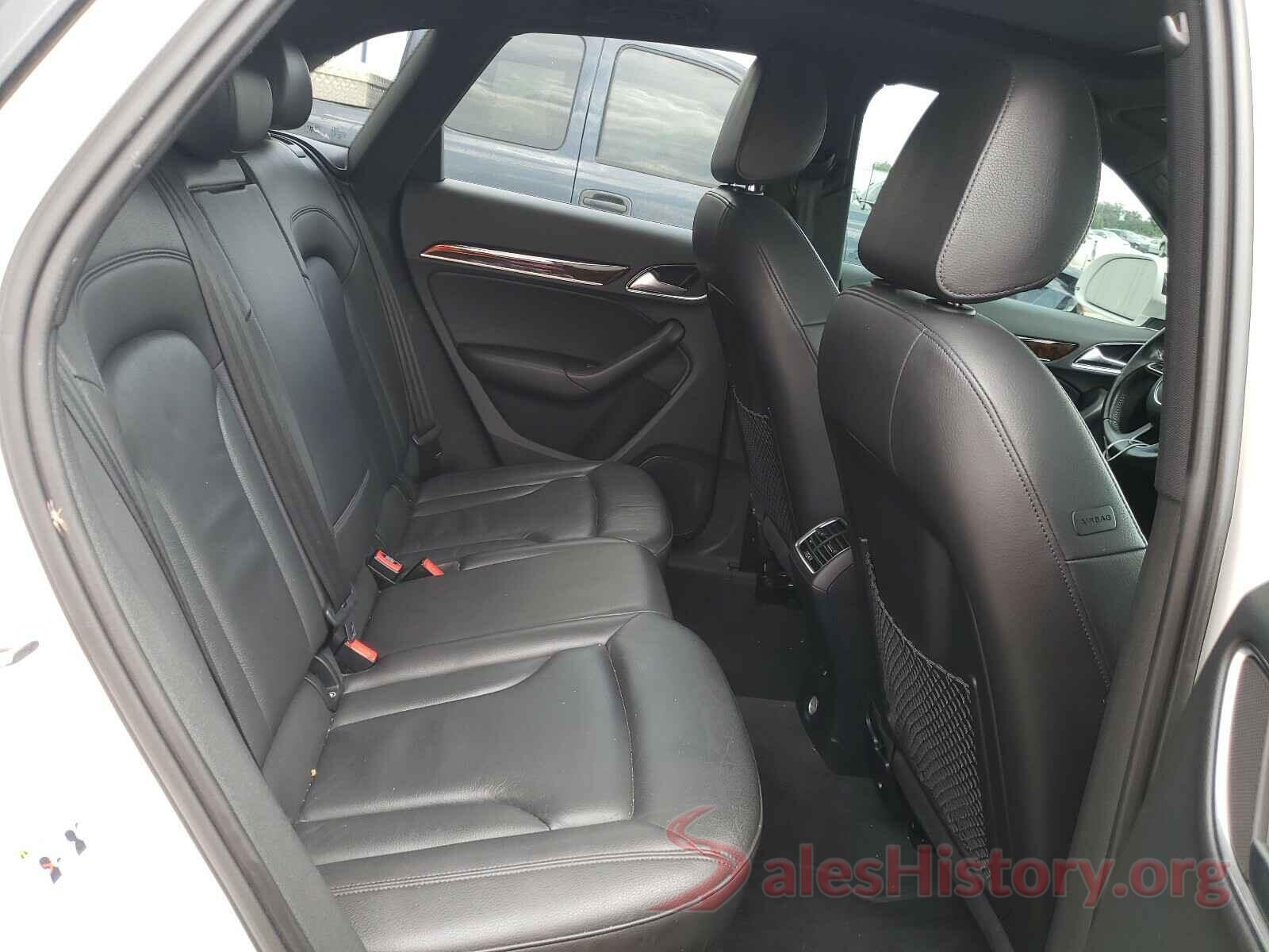 WA1HCCFSXHR004434 2017 AUDI Q3