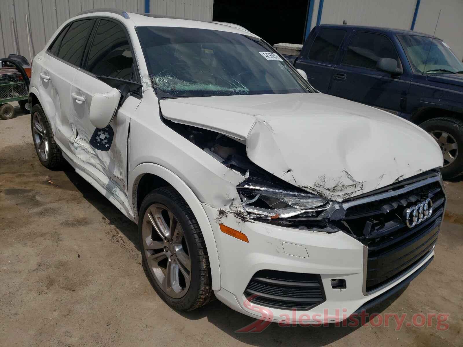 WA1HCCFSXHR004434 2017 AUDI Q3