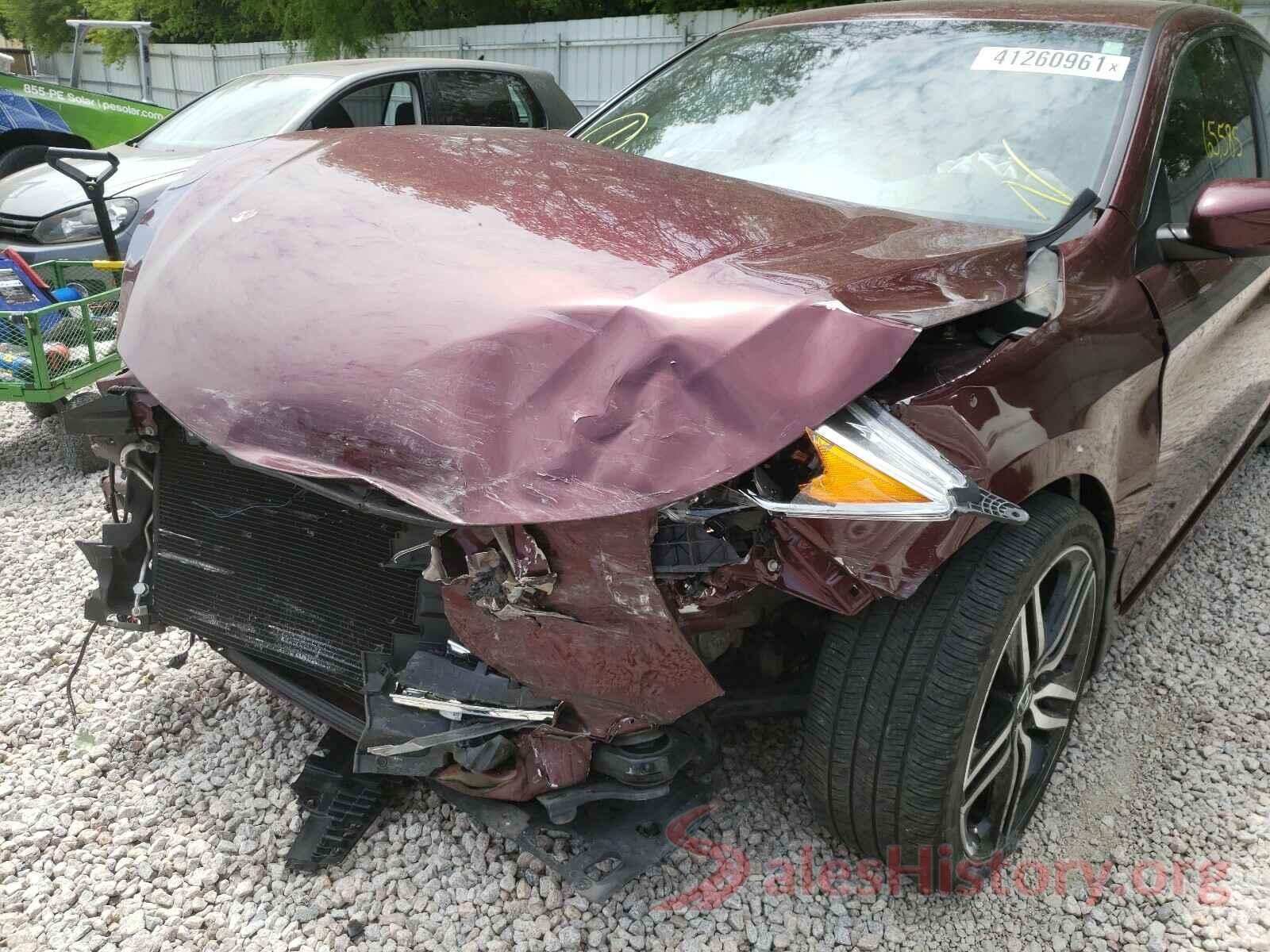 1HGCR2F16HA157702 2017 HONDA ACCORD