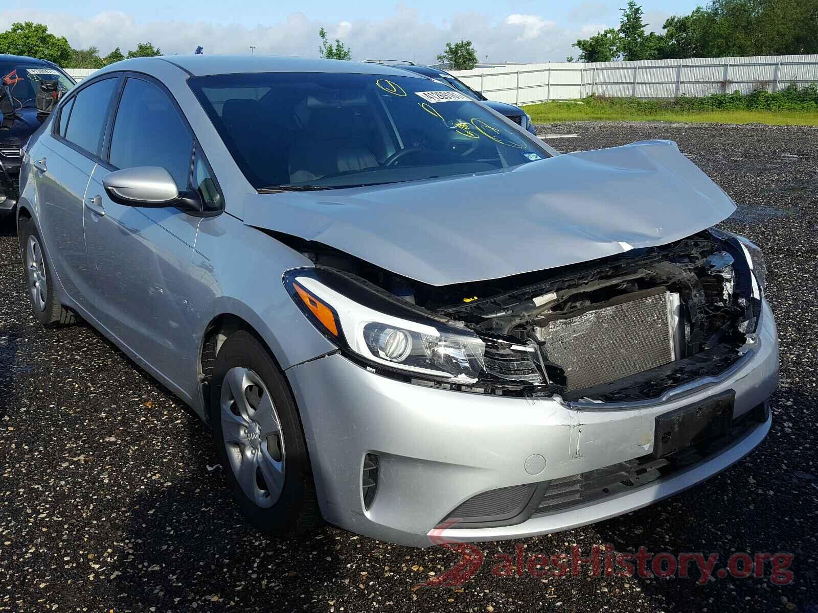 3KPFK4A78HE116072 2017 KIA FORTE