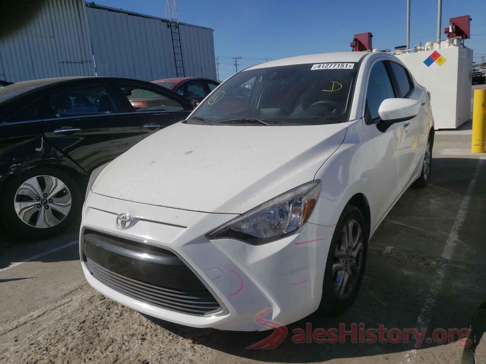 3MYDLBYV4HY172149 2017 TOYOTA YARIS