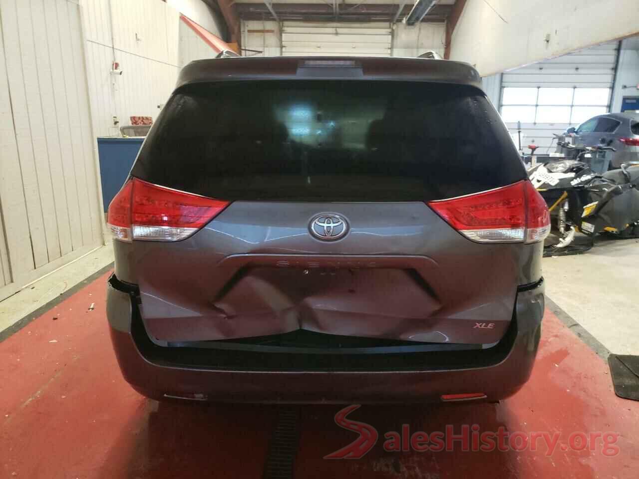 5TDYK3DC3CS194415 2012 TOYOTA SIENNA