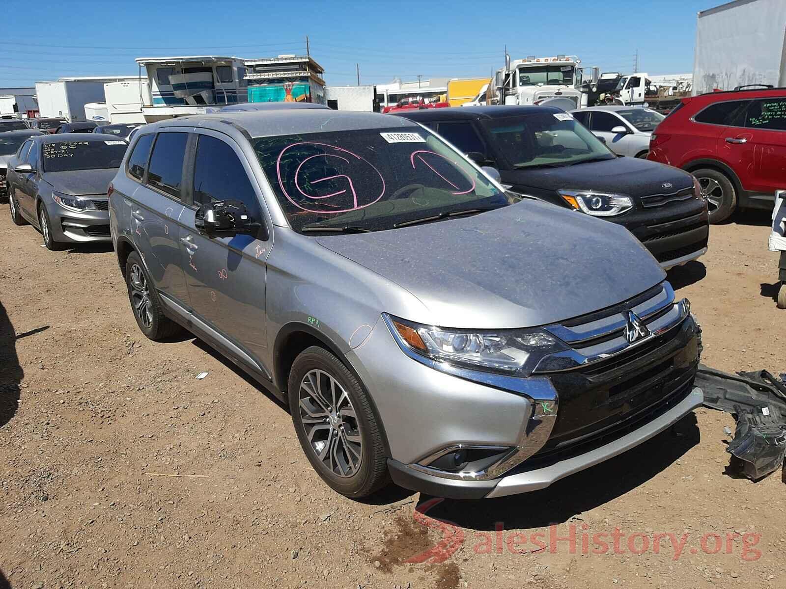 JA4AD3A30JJ004185 2018 MITSUBISHI OUTLANDER