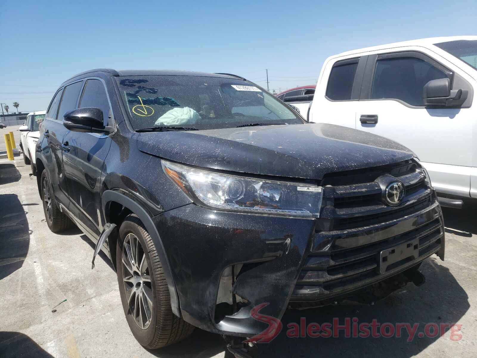 5TDKZRFH9JS529462 2018 TOYOTA HIGHLANDER