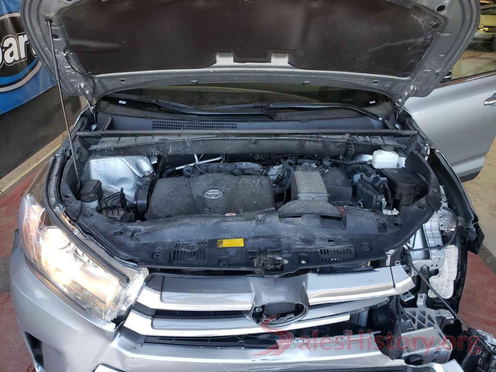 5TDBZRFH9KS945304 2019 TOYOTA HIGHLANDER