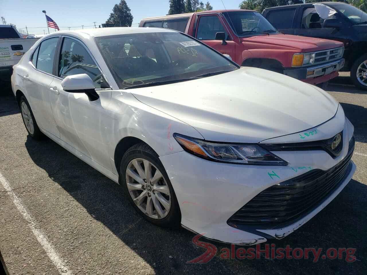 4T1B11HK8KU176710 2019 TOYOTA CAMRY