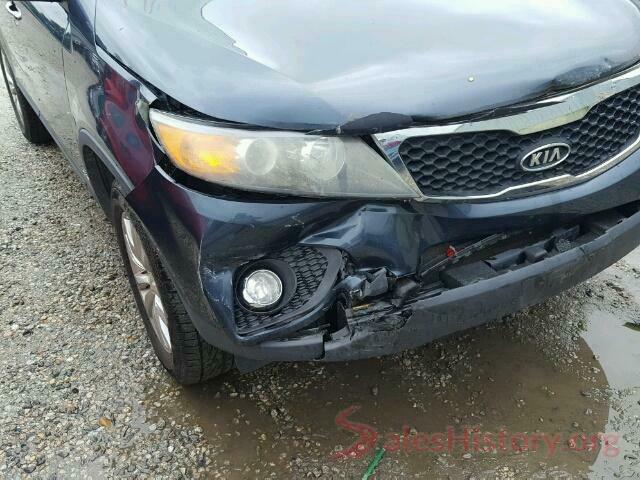 5XYKUCA17BG028672 2011 KIA SORENTO EX