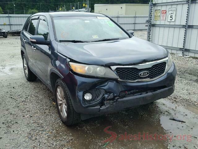 5XYKUCA17BG028672 2011 KIA SORENTO EX