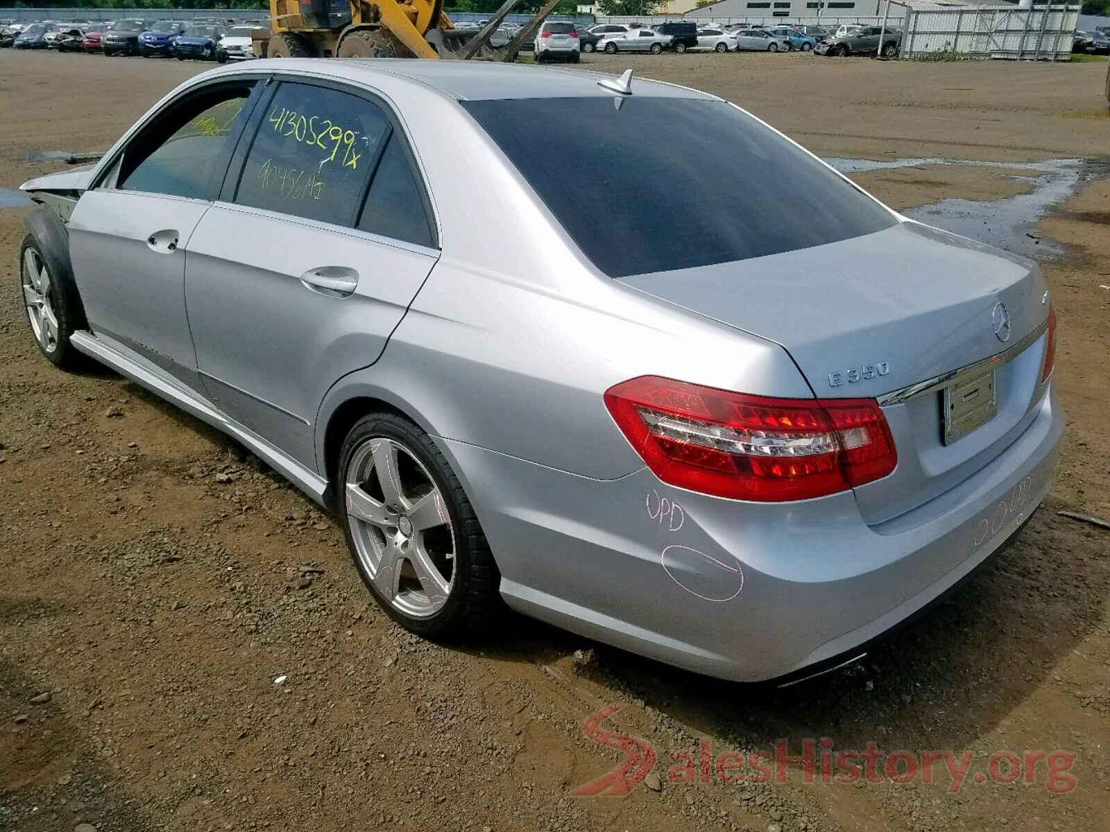 WDDHF8HB1AA218097 2010 MERCEDES-BENZ E 350 4MAT