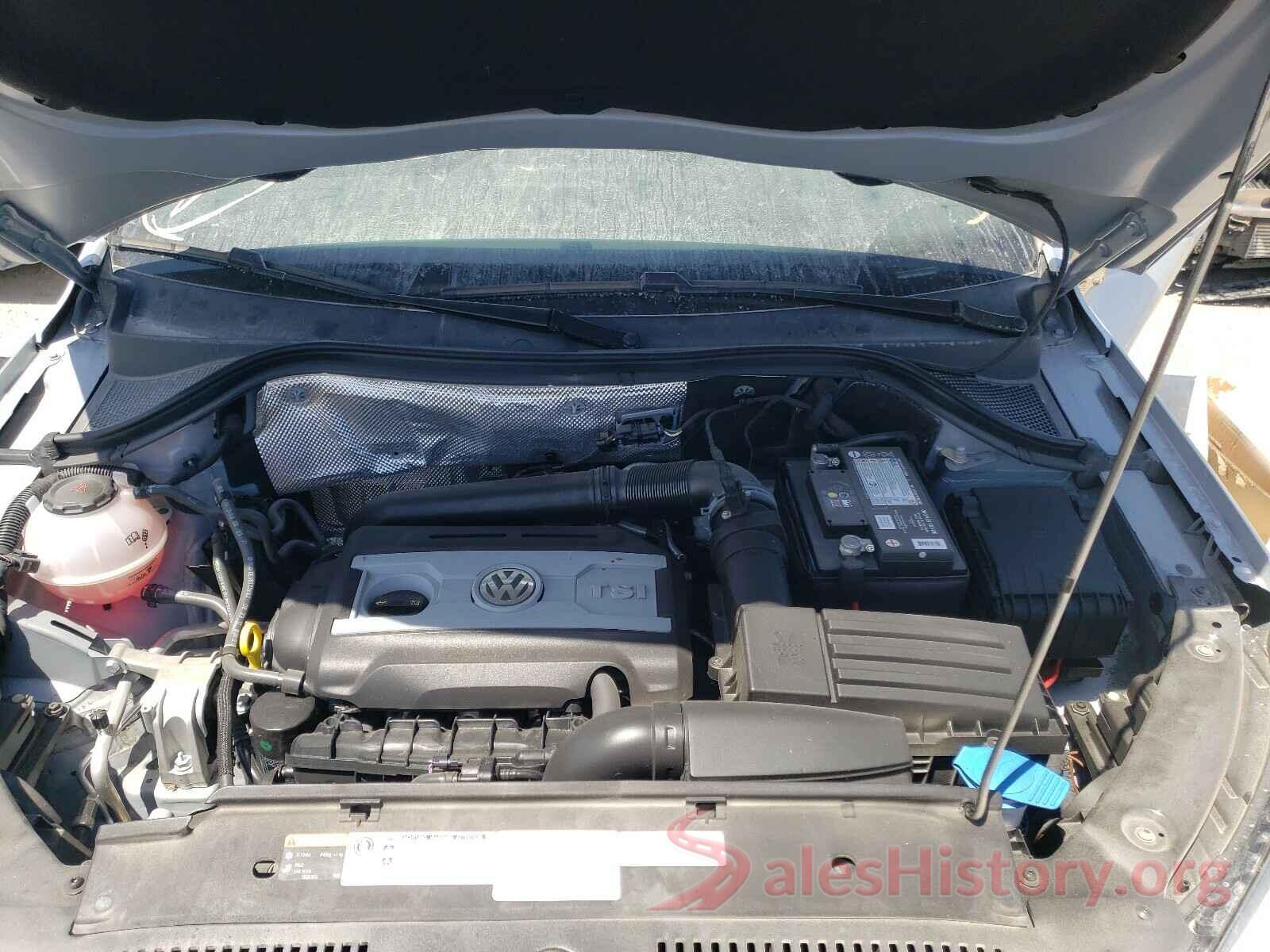 WVGAV7AX8HK046696 2017 VOLKSWAGEN TIGUAN