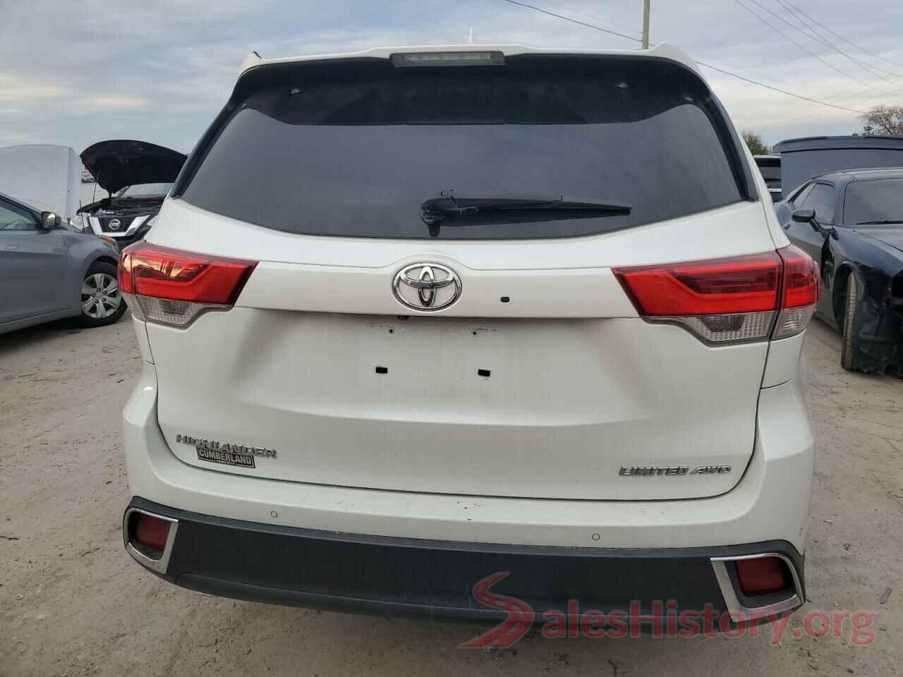 5TDDZRFH0JS832073 2018 TOYOTA HIGHLANDER