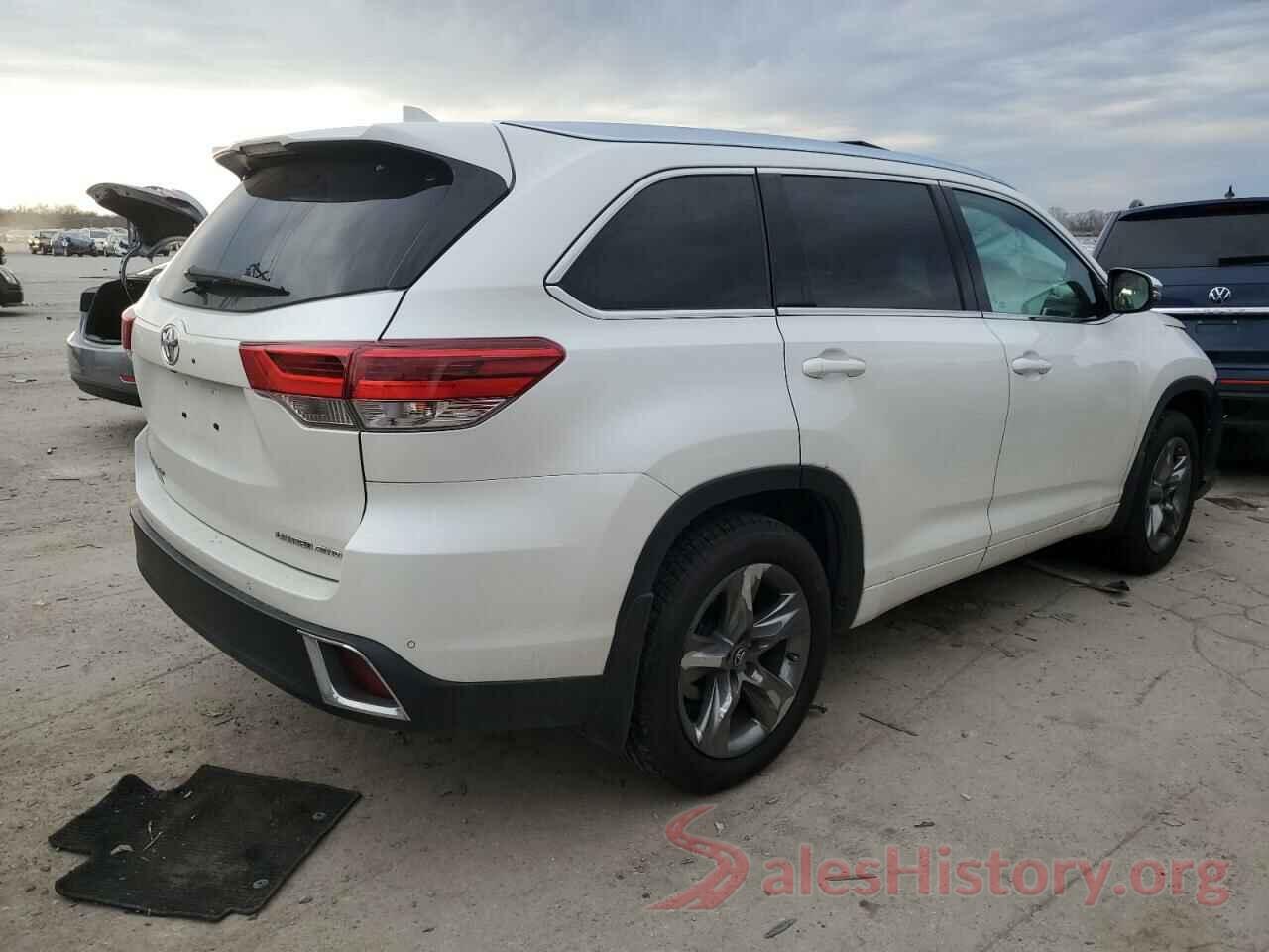 5TDDZRFH0JS832073 2018 TOYOTA HIGHLANDER