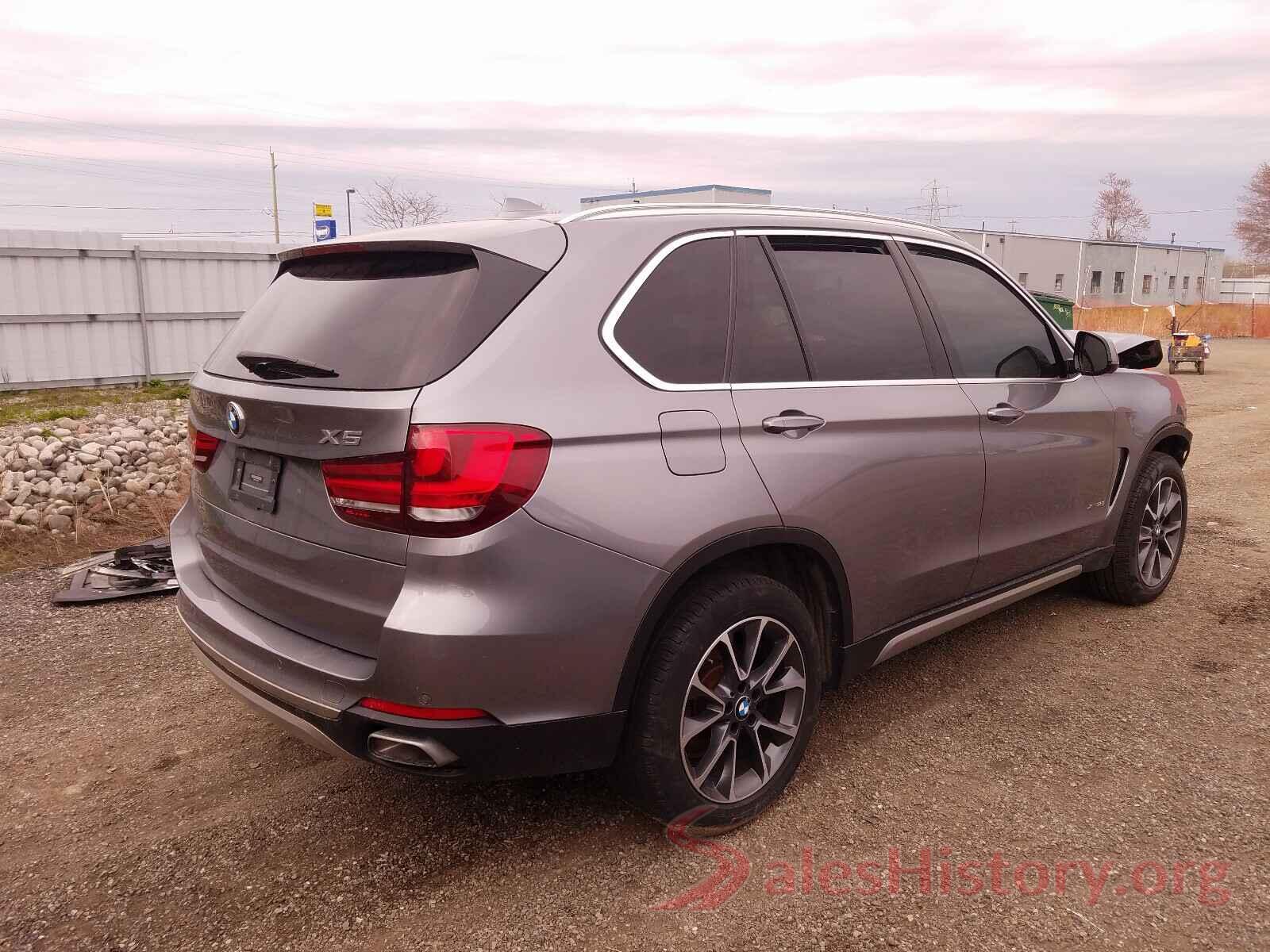 5UXKR0C55J0X85041 2018 BMW X5