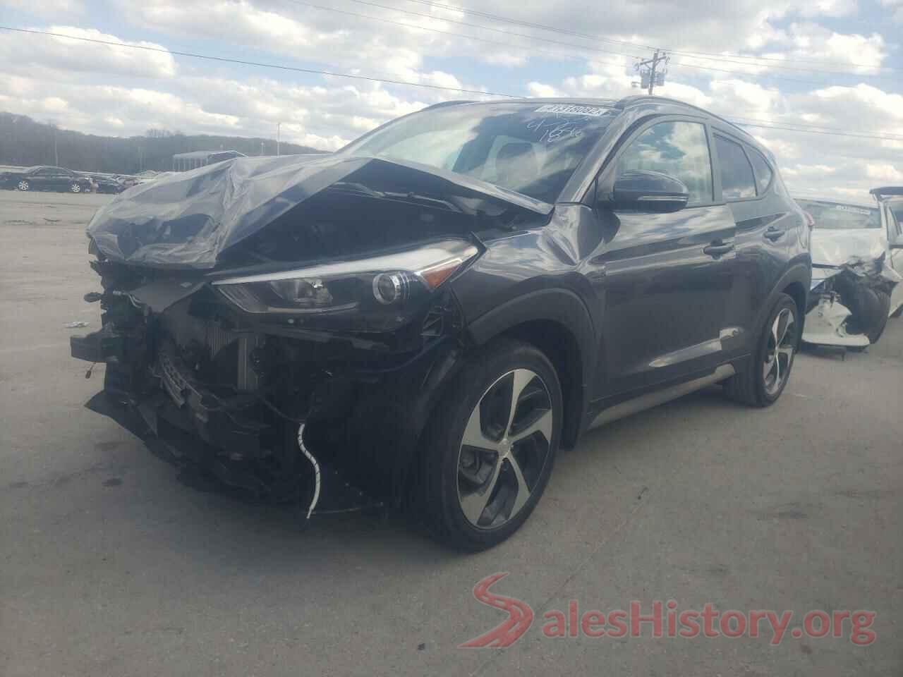 KM8J33A25HU561856 2017 HYUNDAI TUCSON