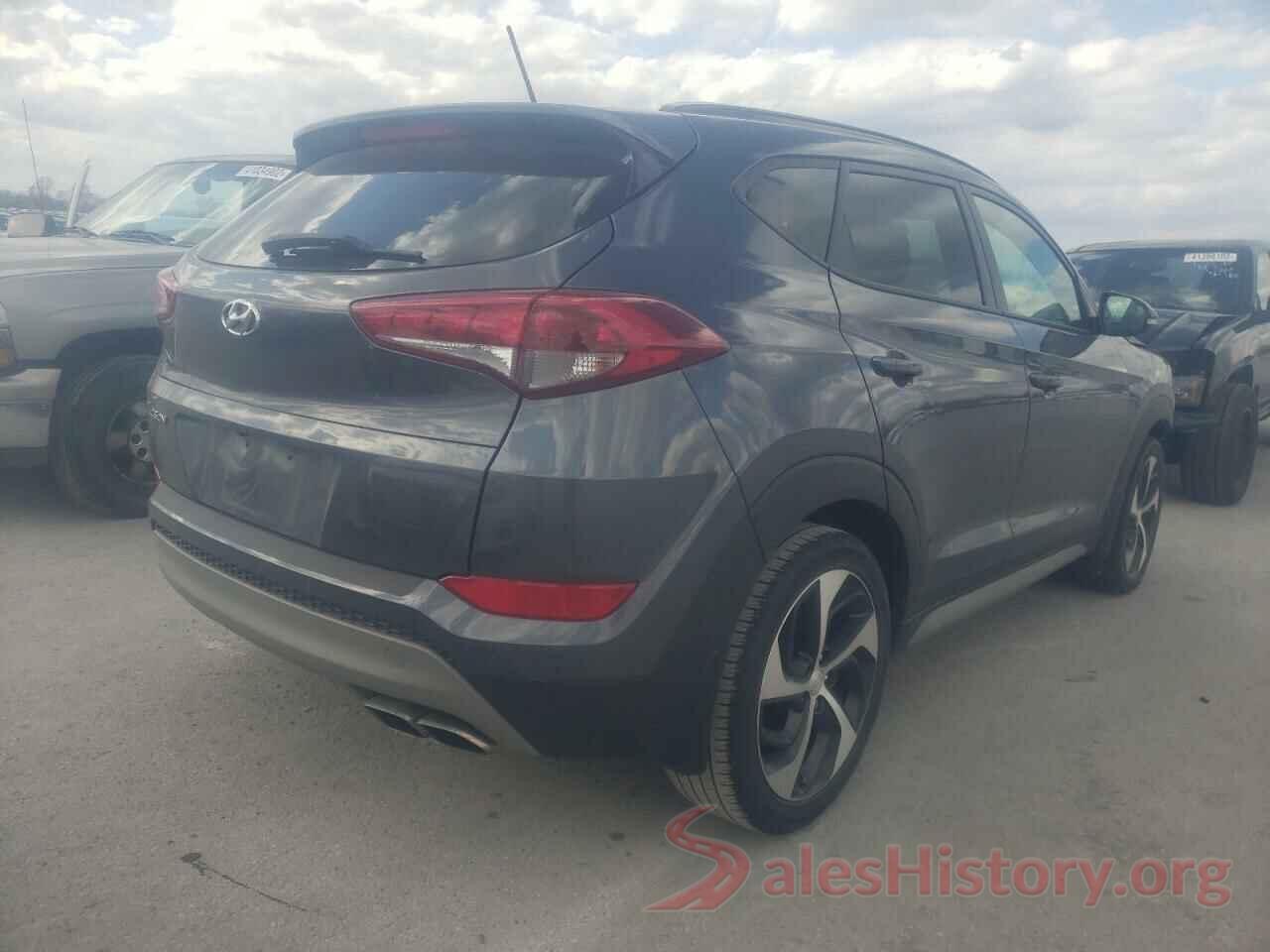 KM8J33A25HU561856 2017 HYUNDAI TUCSON