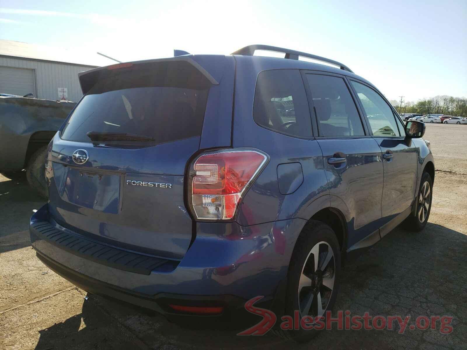 JF2SJAGC5JH482318 2018 SUBARU FORESTER