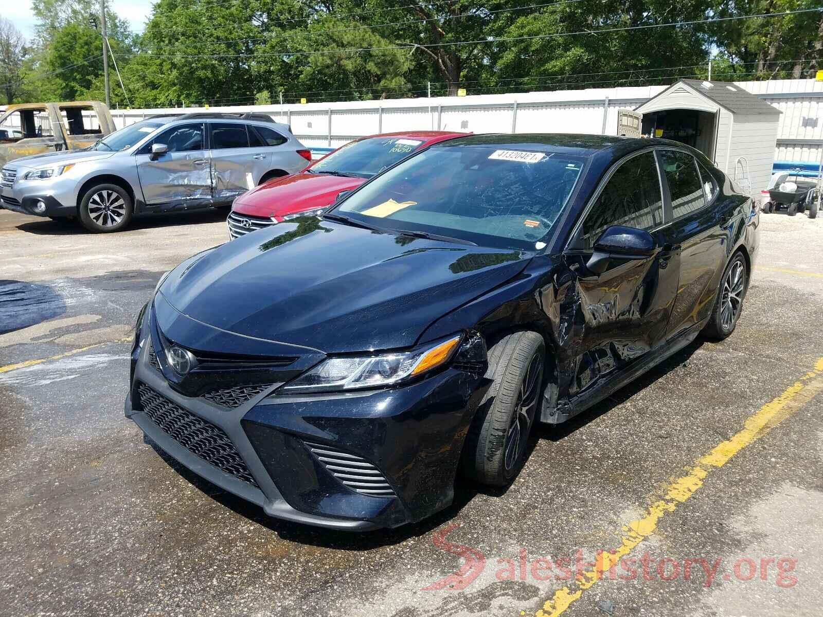 4T1B11HK9KU828069 2019 TOYOTA CAMRY