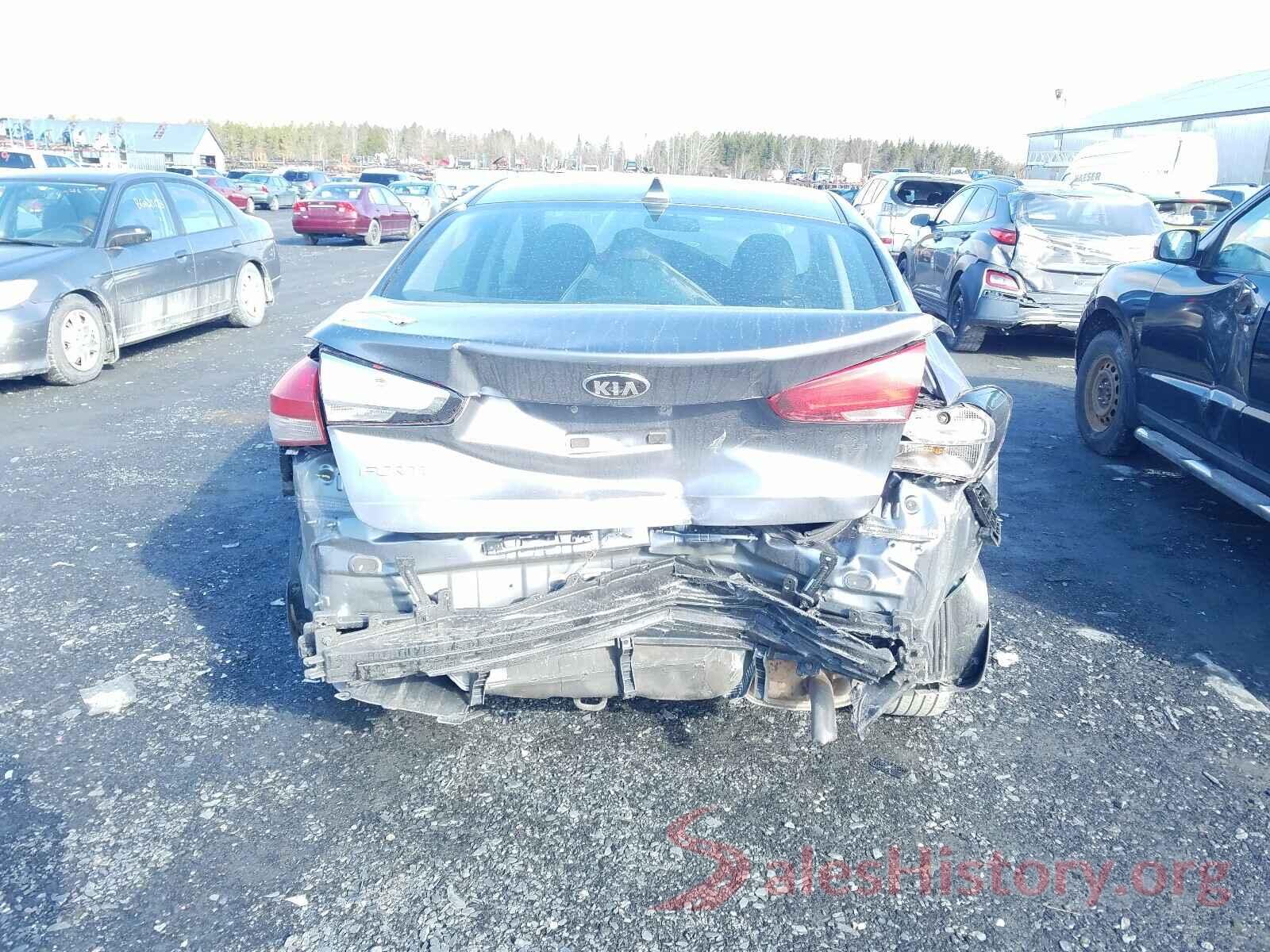 3KPFL4A7XJE242162 2018 KIA FORTE