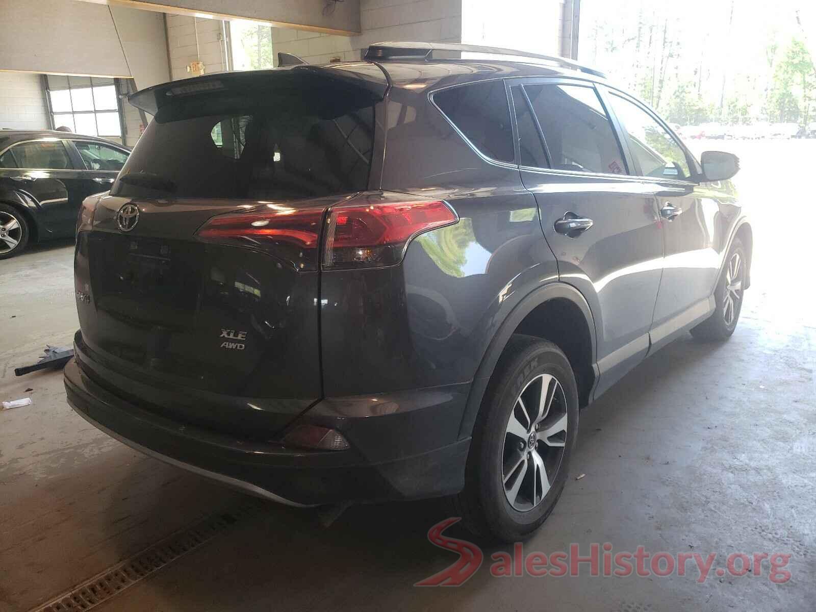 JTMRFREV2JJ734679 2018 TOYOTA RAV4