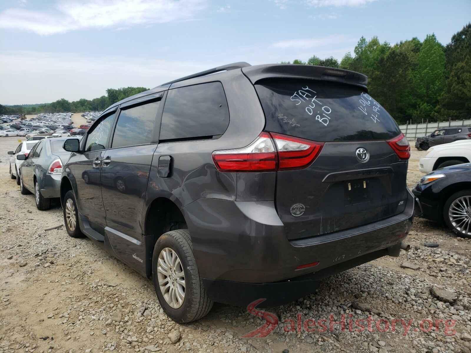 5TDYZ3DC1HS809675 2017 TOYOTA SIENNA