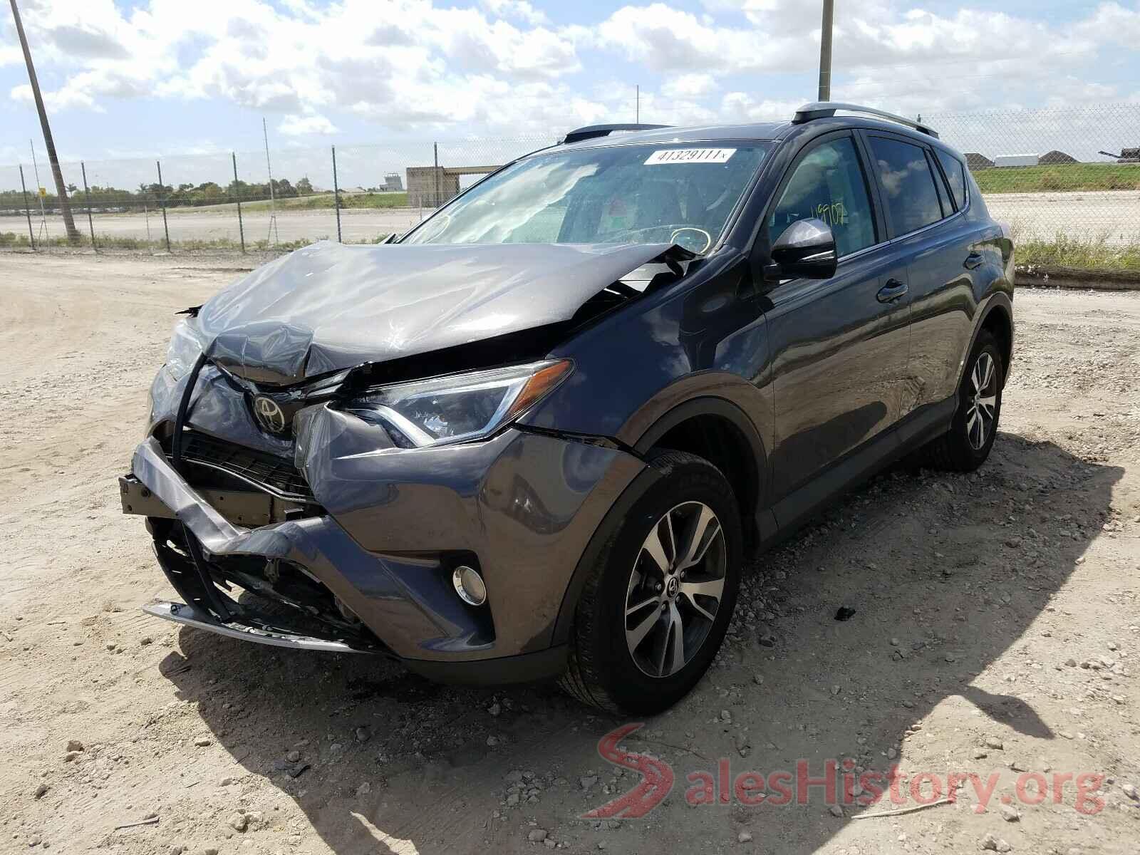 2T3WFREVXHW401127 2017 TOYOTA RAV4