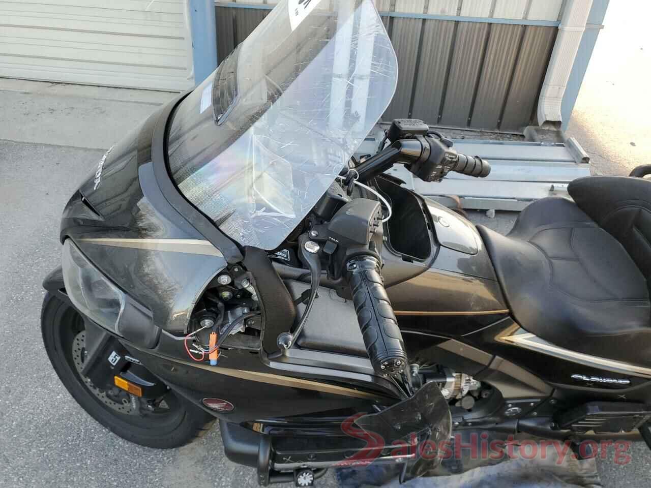 JH2SC68N2GK200550 2016 HONDA GL CYCLE