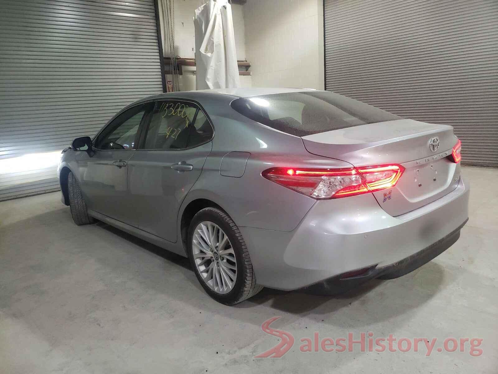 4T1B11HK7JU068304 2018 TOYOTA CAMRY