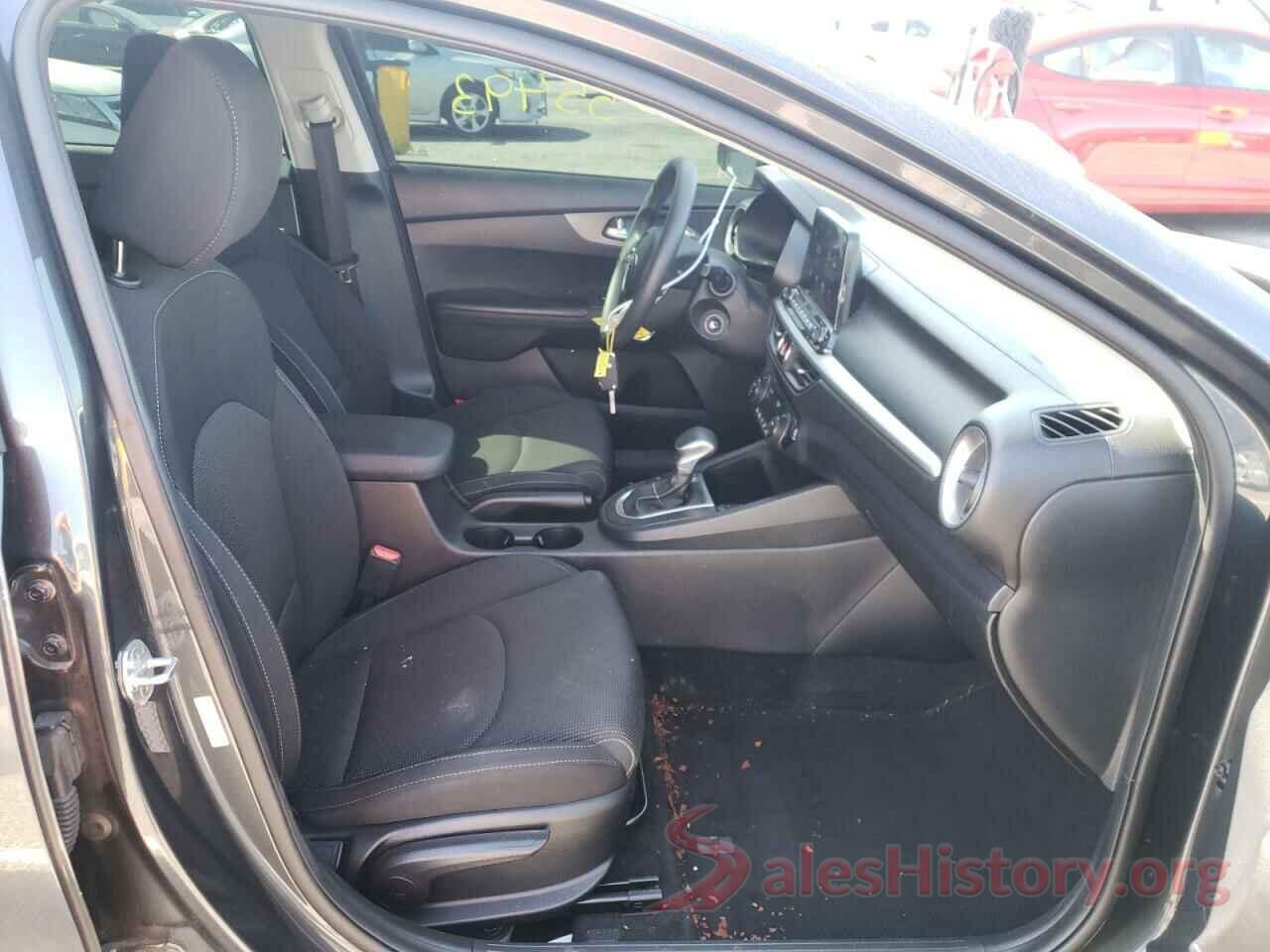 3KPF24AD0KE139052 2019 KIA FORTE