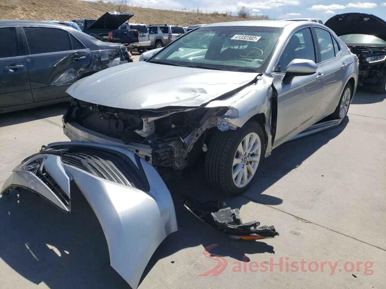 4T1B11HK8JU057232 2018 TOYOTA CAMRY