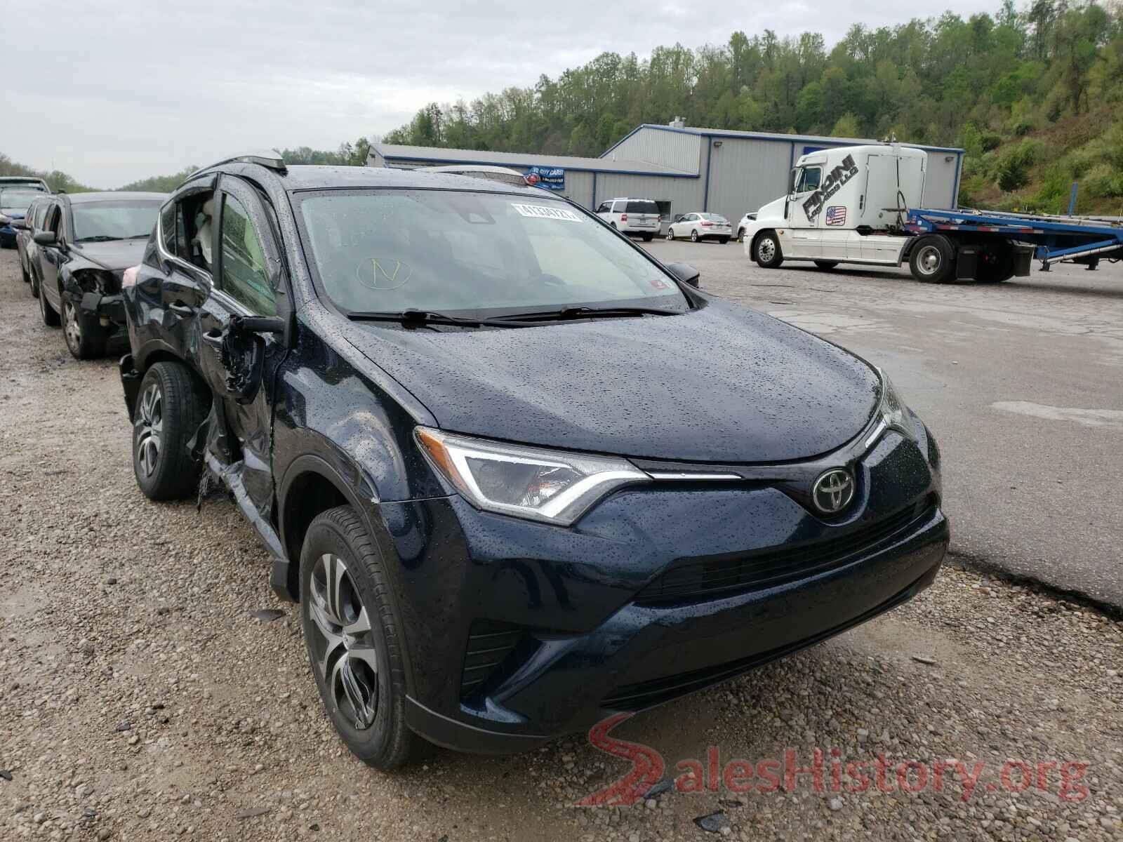 JTMBFREV2HJ146308 2017 TOYOTA RAV4