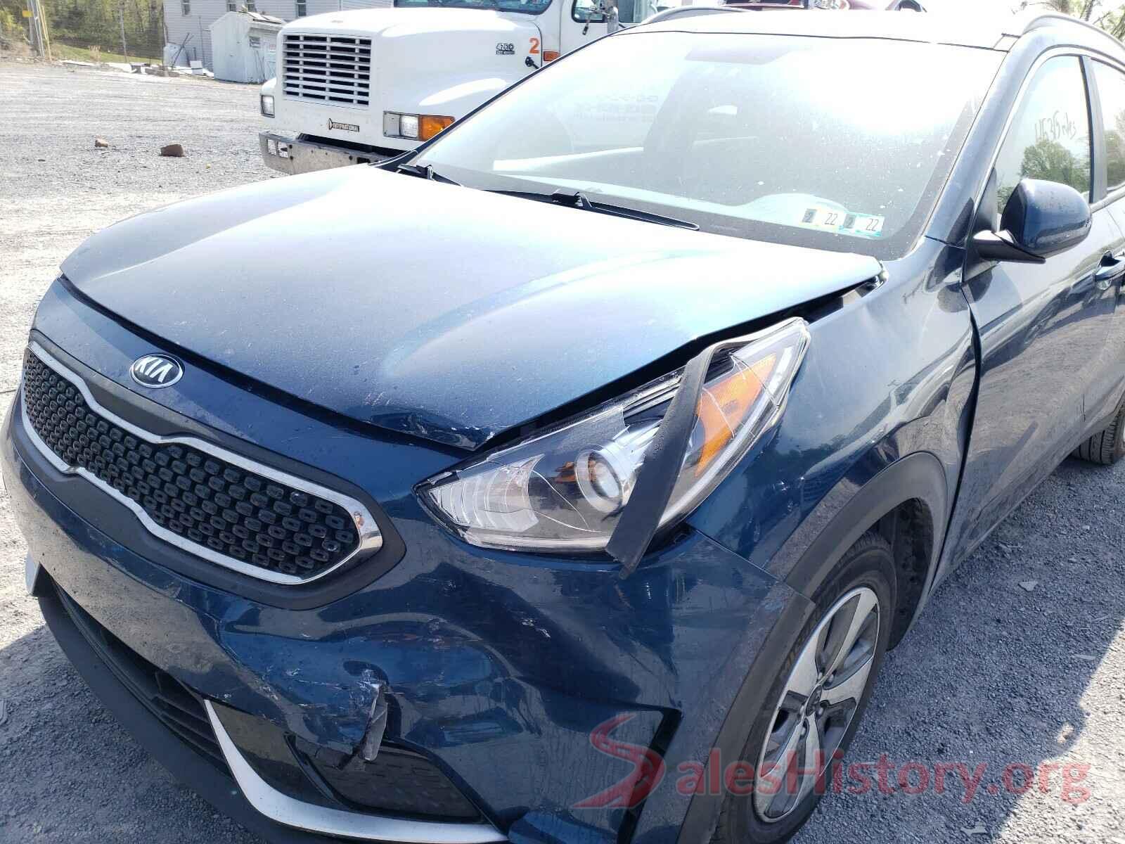 KNDCB3LC5K5356934 2019 KIA NIRO