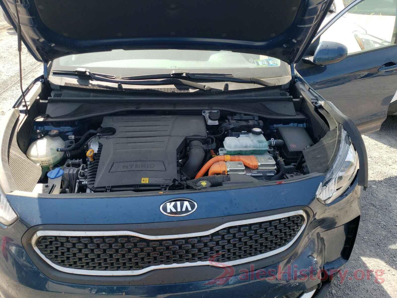 KNDCB3LC5K5356934 2019 KIA NIRO