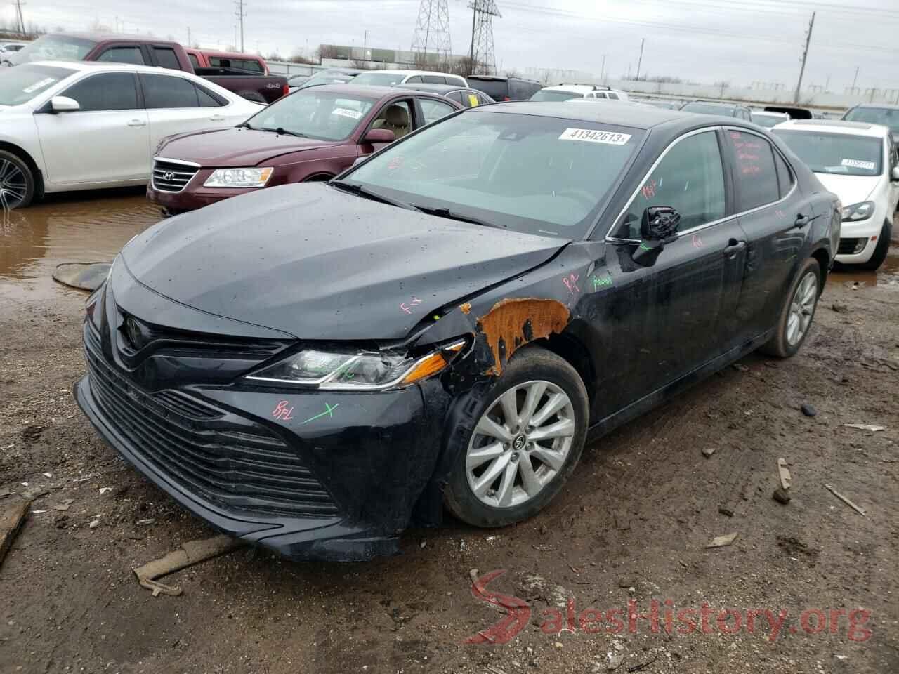 4T1B11HK8KU237599 2019 TOYOTA CAMRY