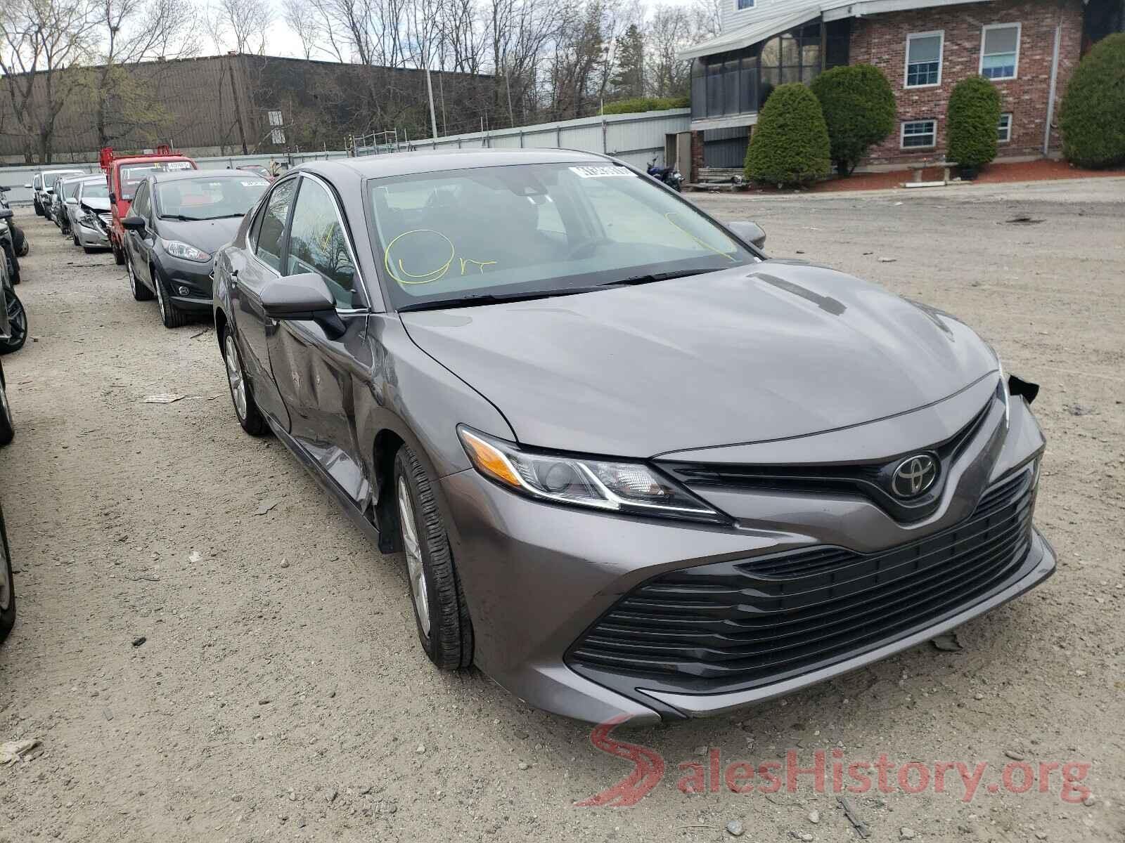 4T1B11HK2KU771116 2019 TOYOTA CAMRY