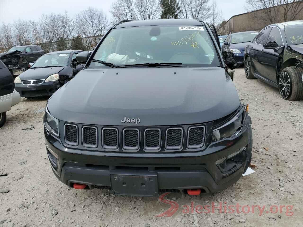 3C4NJDDB9KT795402 2019 JEEP COMPASS