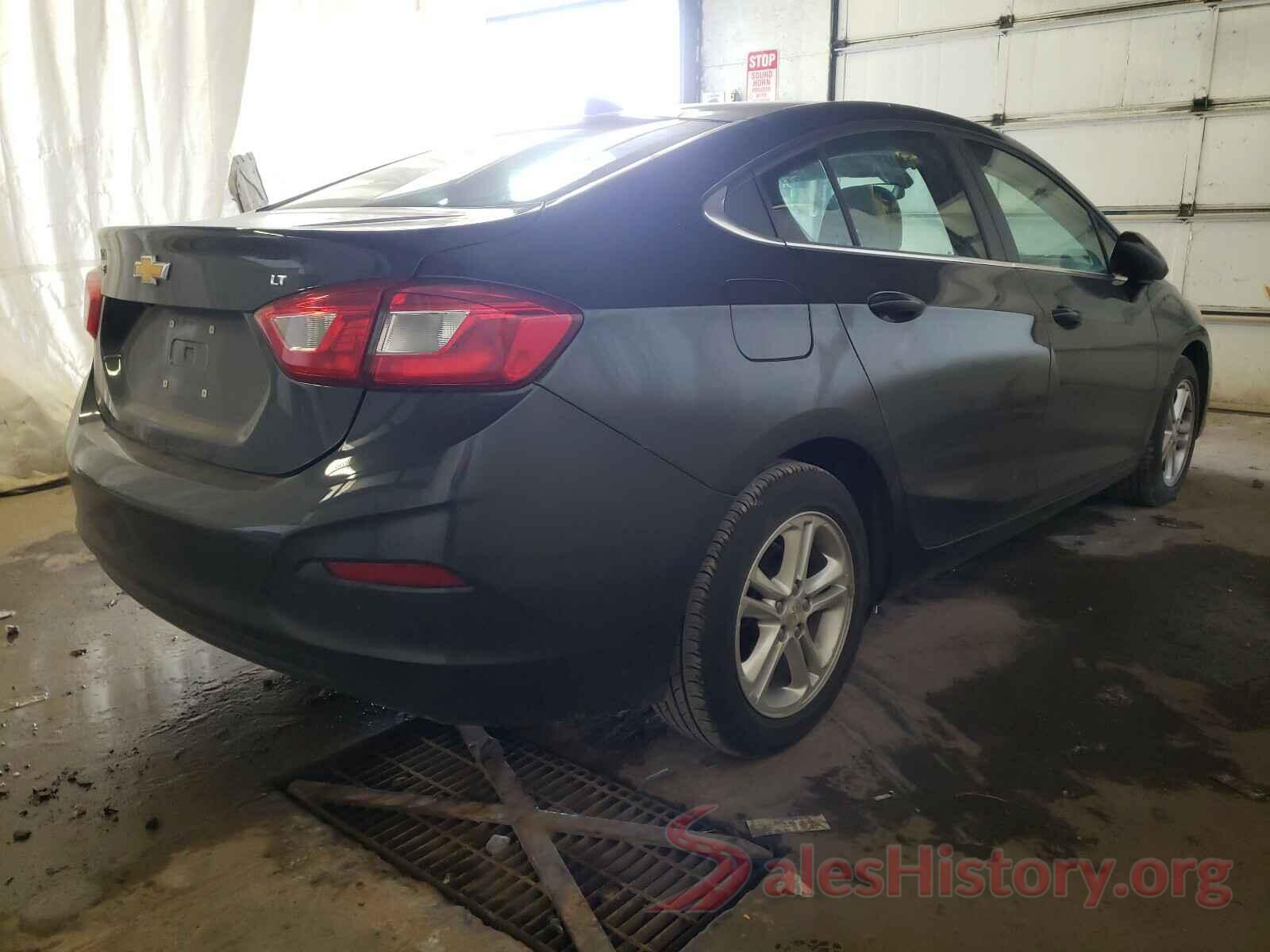 1G1BE5SMXJ7171119 2018 CHEVROLET CRUZE