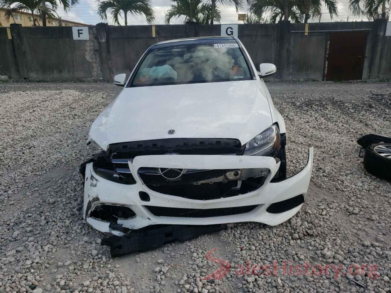 55SWF4JB5JU276157 2018 MERCEDES-BENZ C-CLASS