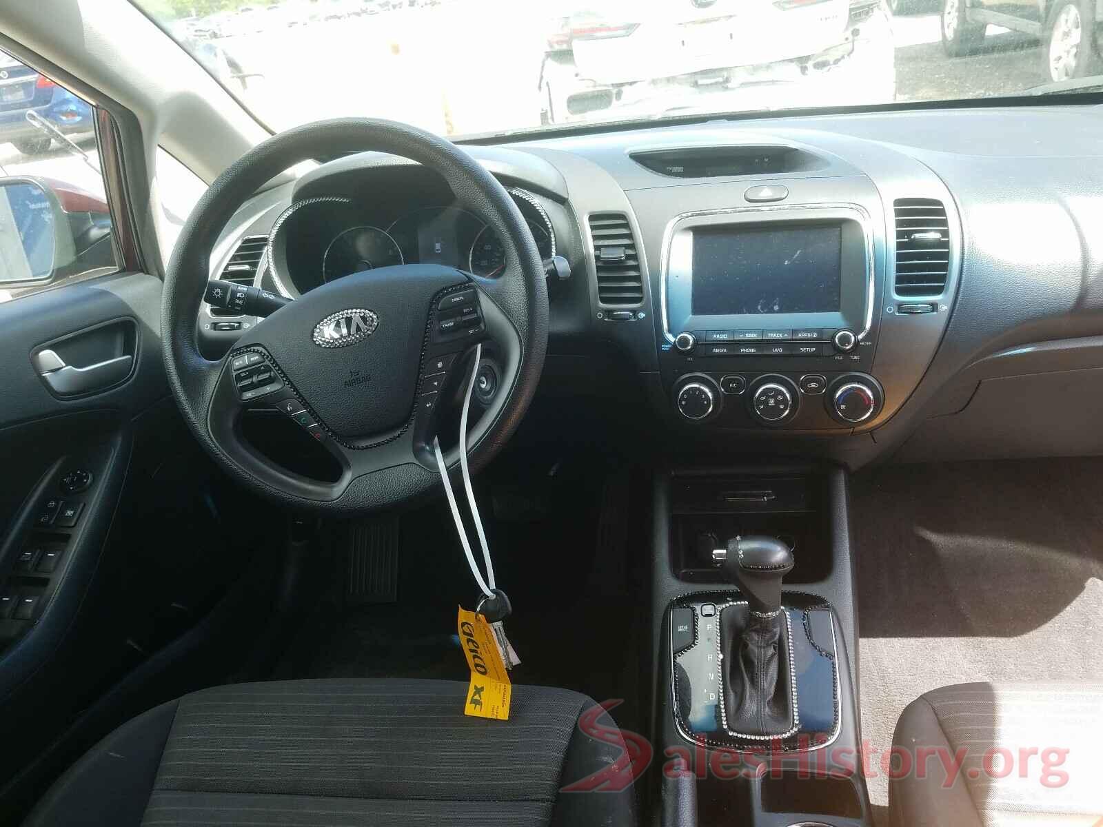 3KPFL4A71JE238291 2018 KIA FORTE