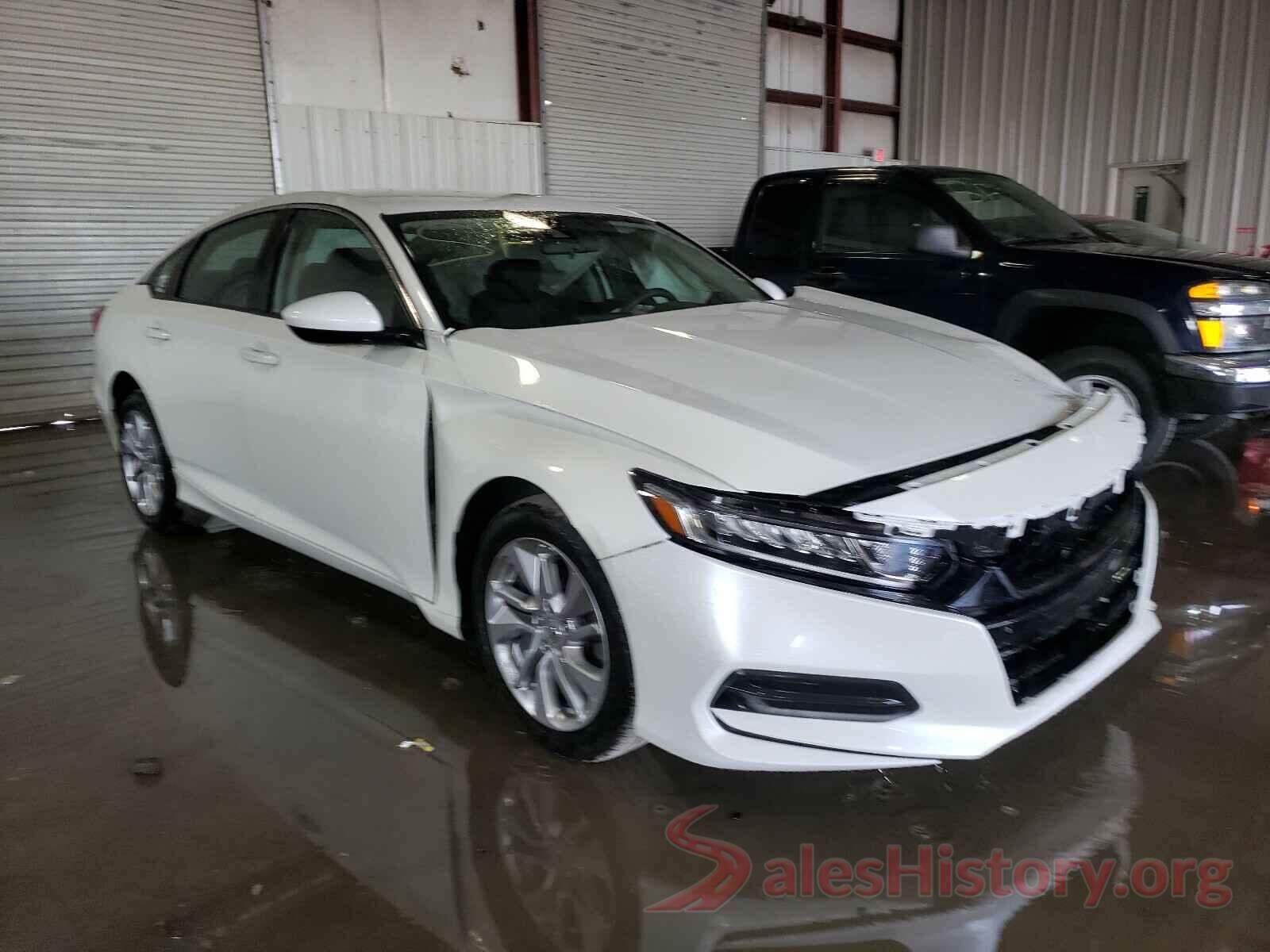 1HGCV1F16JA064013 2018 HONDA ACCORD