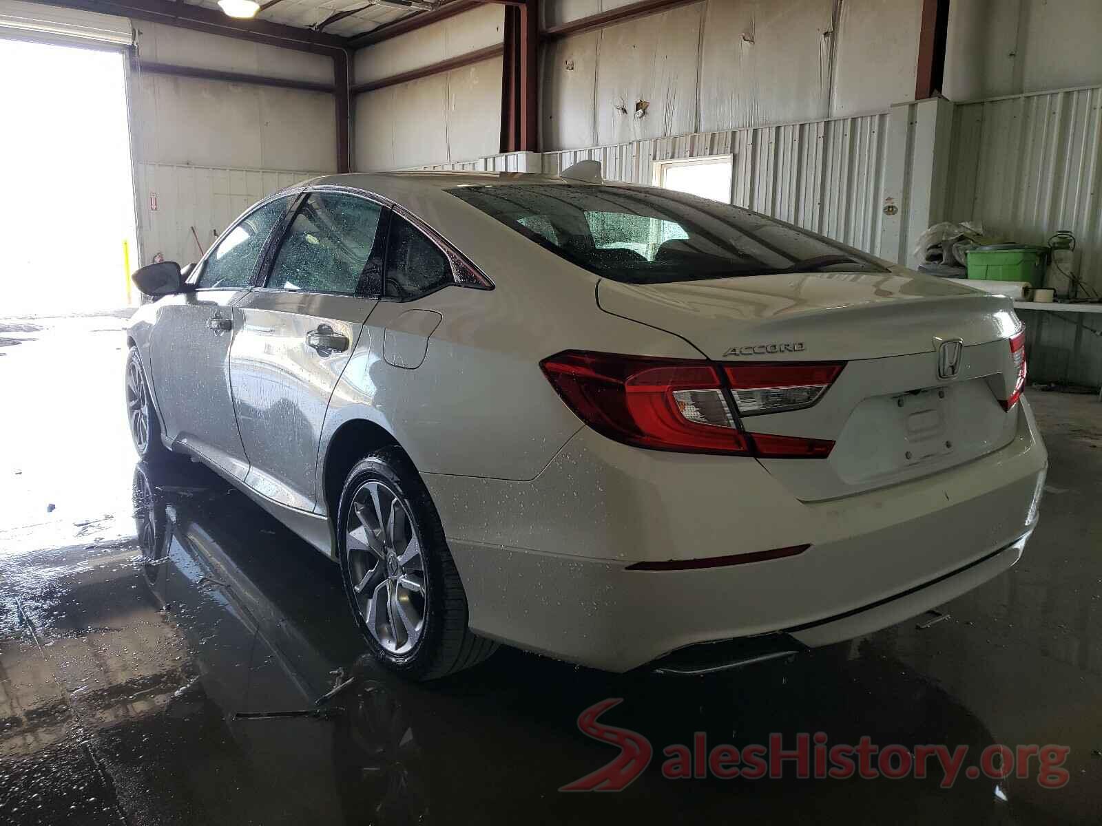 1HGCV1F16JA064013 2018 HONDA ACCORD