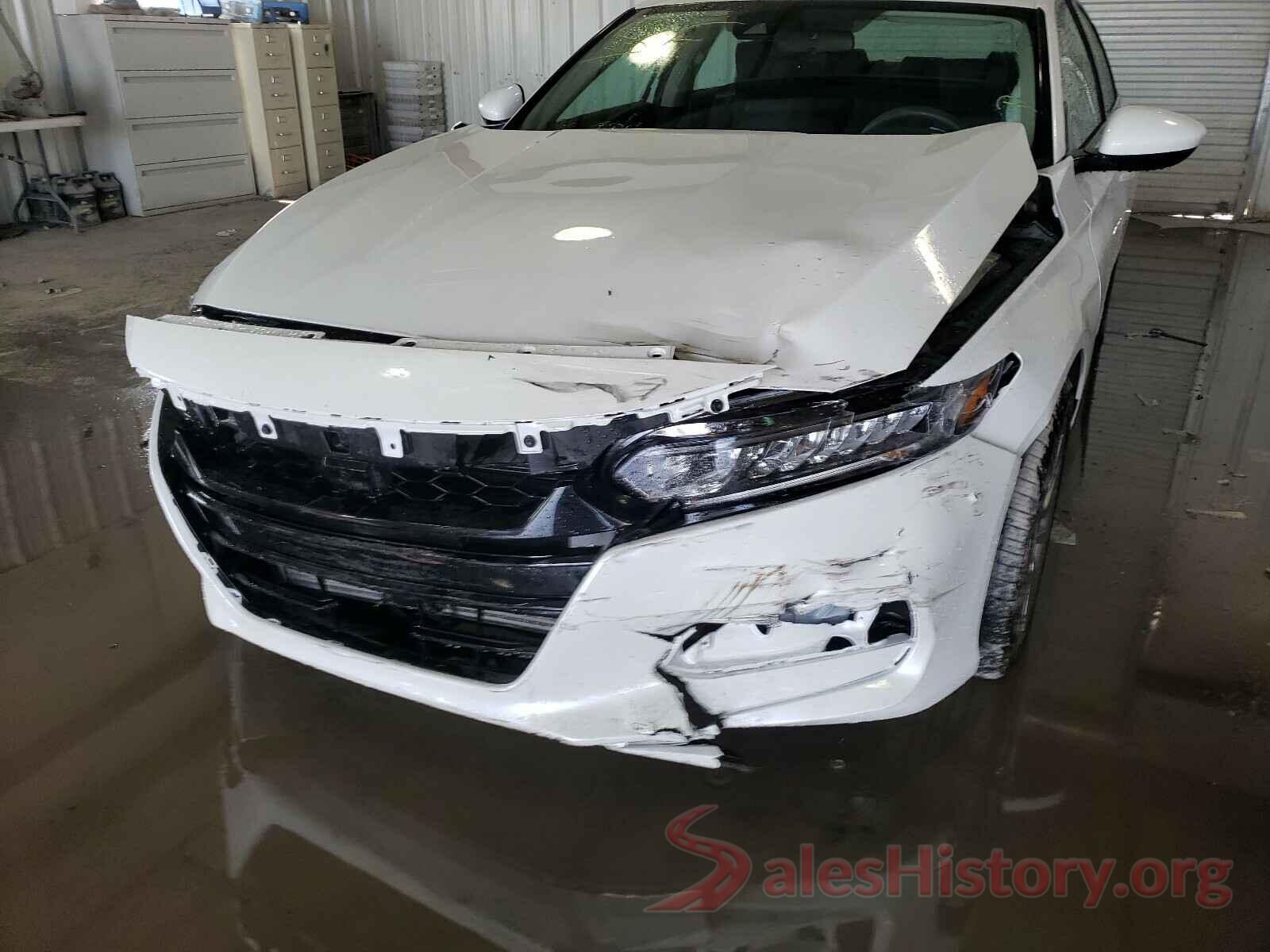 1HGCV1F16JA064013 2018 HONDA ACCORD